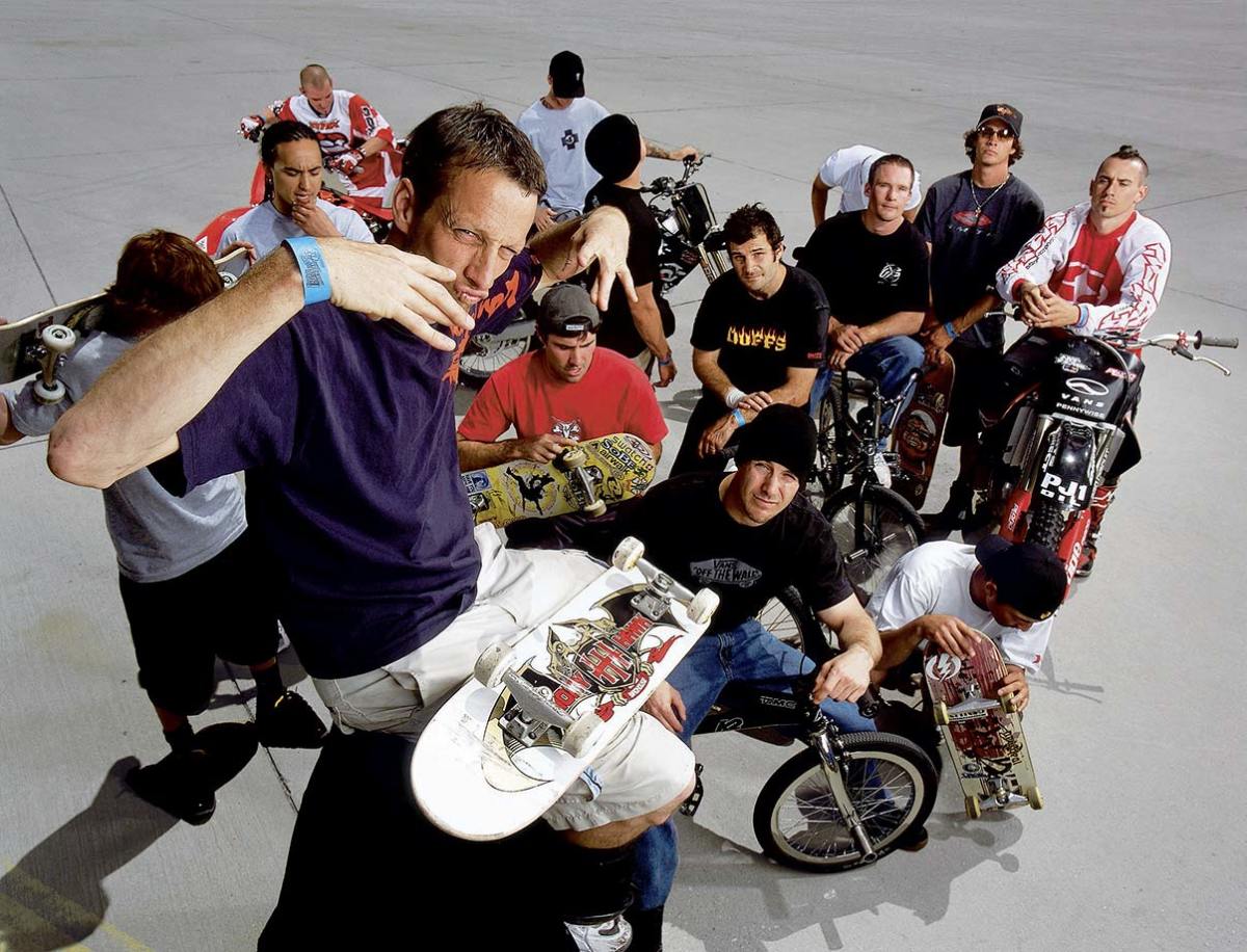 2002-0419-Tony-Hawk-001253888.jpg