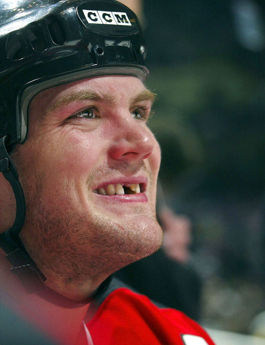 Hockey's All-Time Best Toothless Smiles - Sports Illustrated