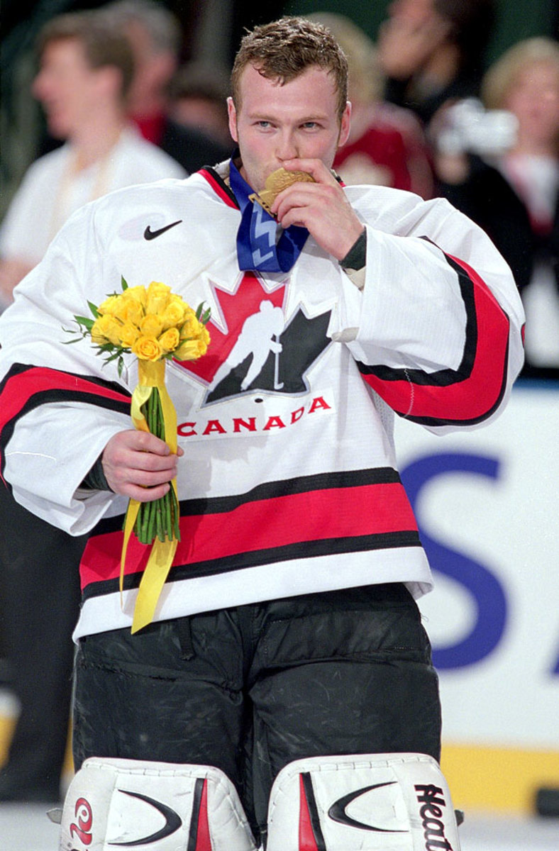 2002-Martin-Brodeur-Olympics-001086598.jpg