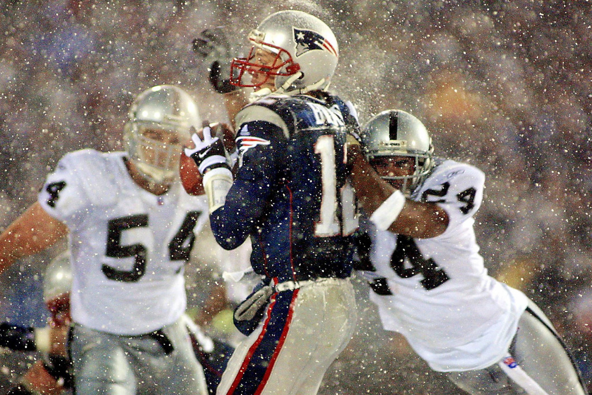 raiders-fans-tuck-rule-tom-brady.jpg