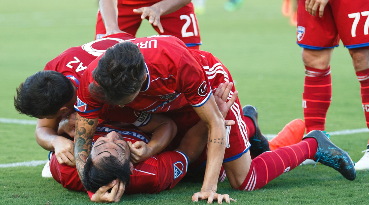 FC Dallas wins 2016 MLS Supporters' Shield Sports Illustrated