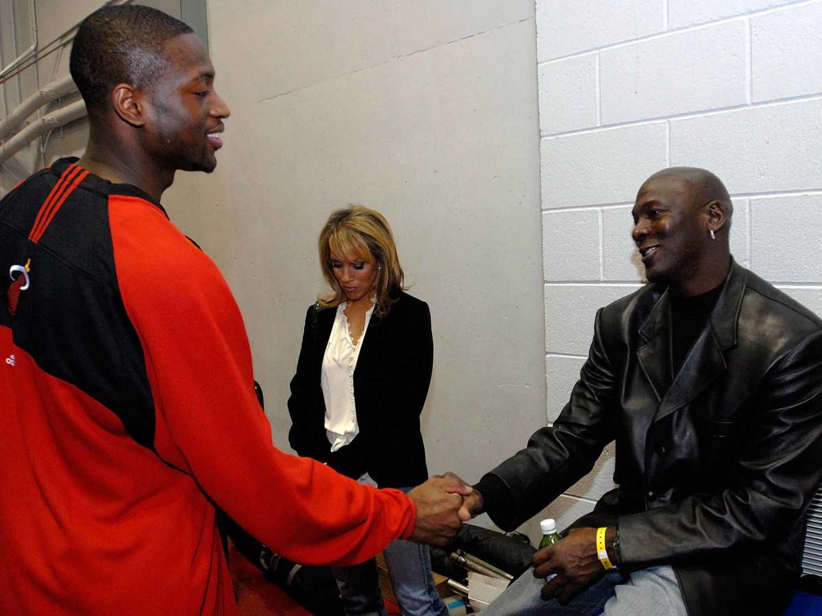 dwyane-wade-michael-jordan.jpg