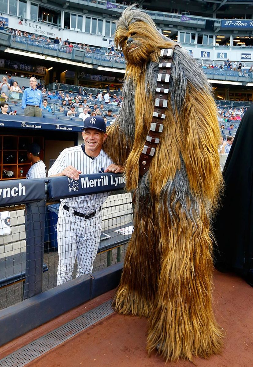 2016-0805-Joe-Girardi-Chewbacca.jpg