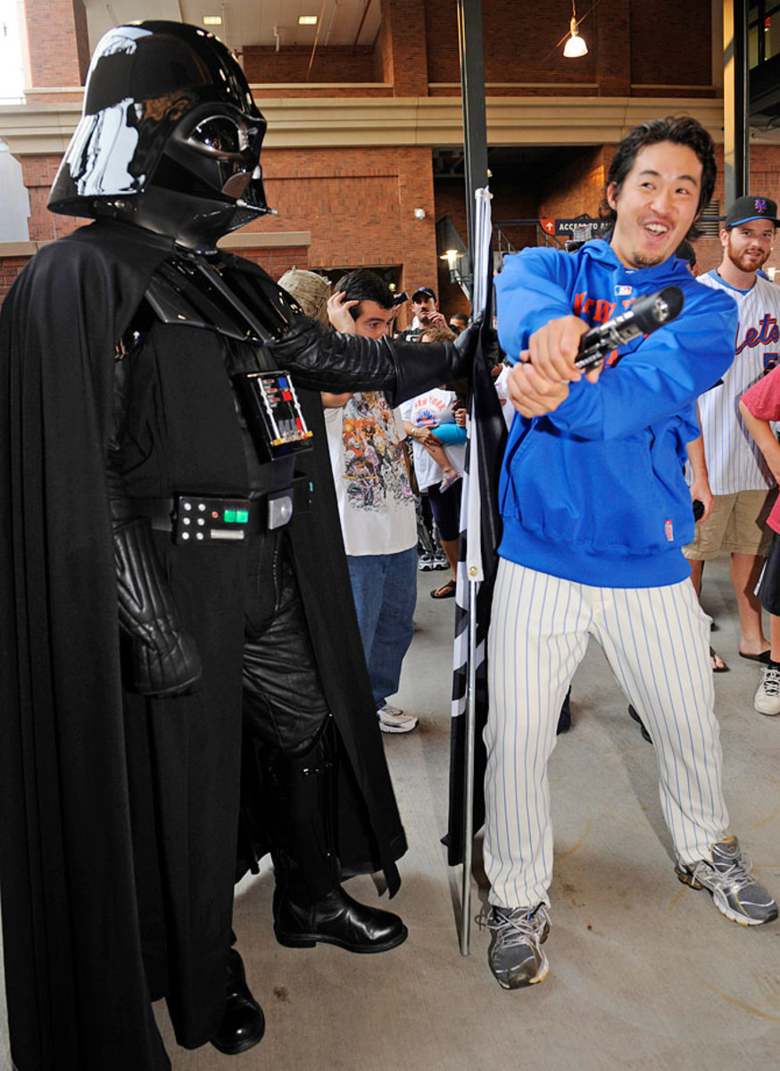 2011-0913-Ryota-Igarashi-Darth-Vader.jpg