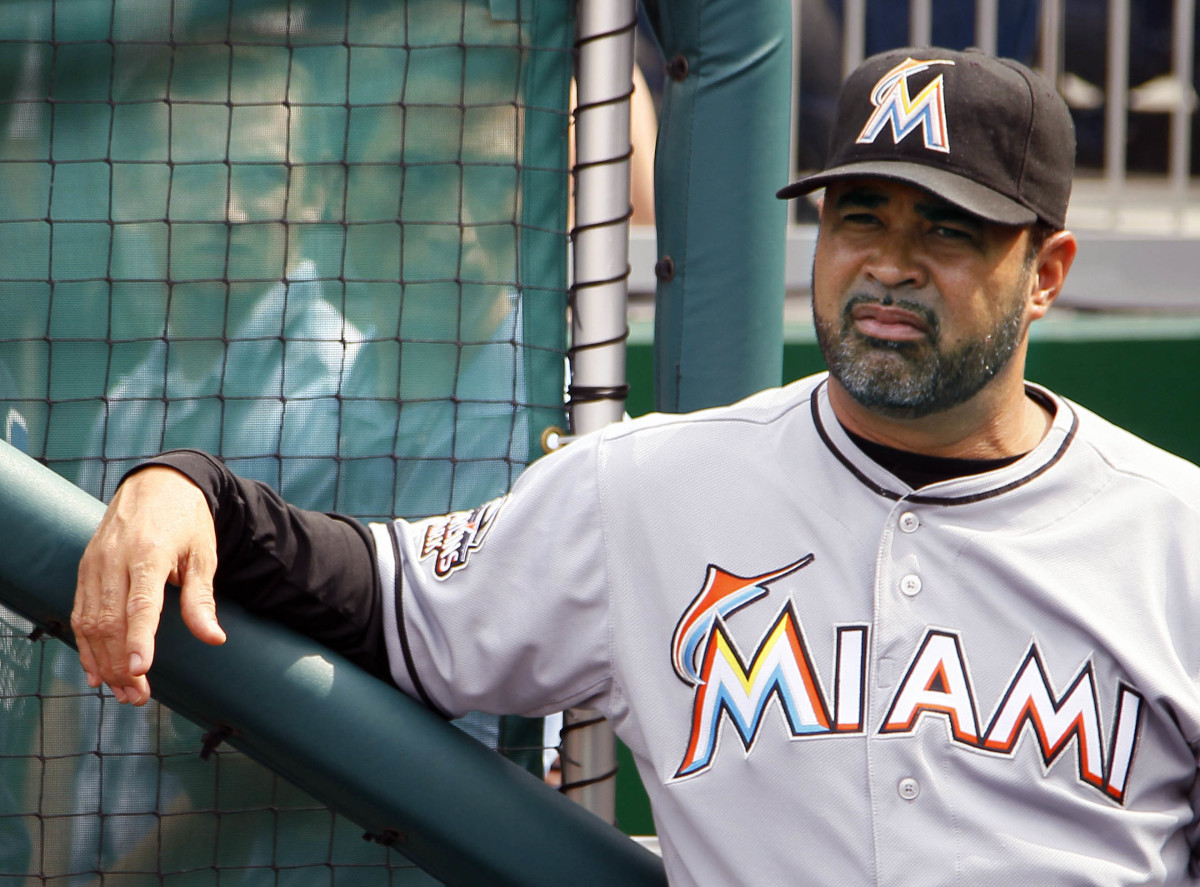 Ozzie Guillen to manage in native Venezuela next winter - Sports