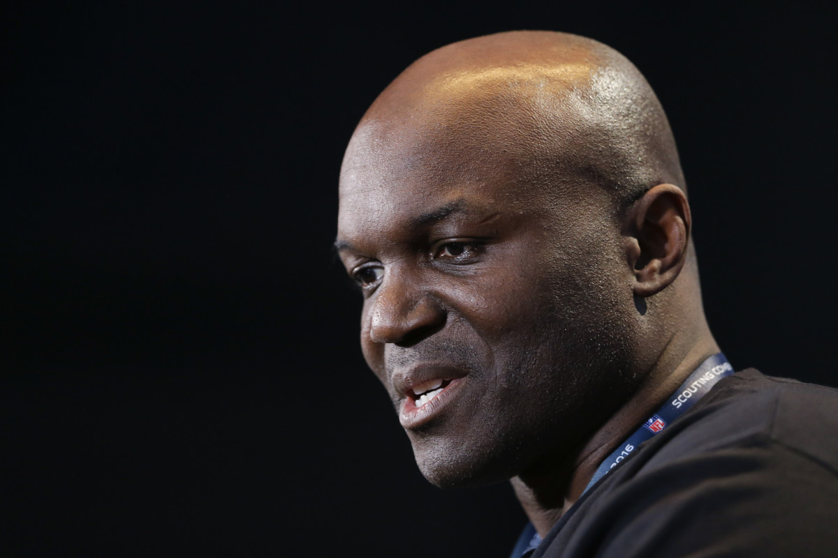 Jets' Bowles had golf ballsized tumor removed from throat Sports Illustrated