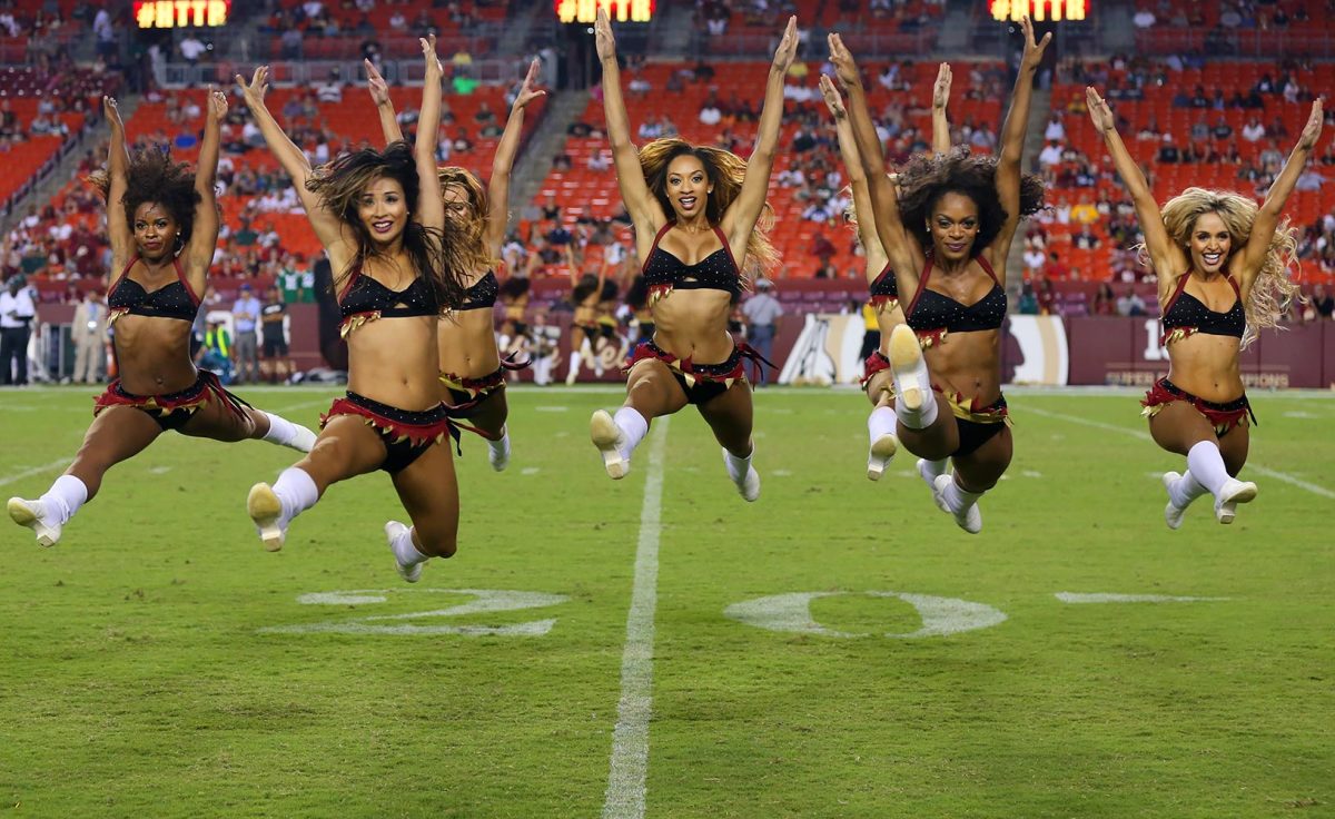 Washington-Redskins-cheerleaders-BEA_9737A.jpg
