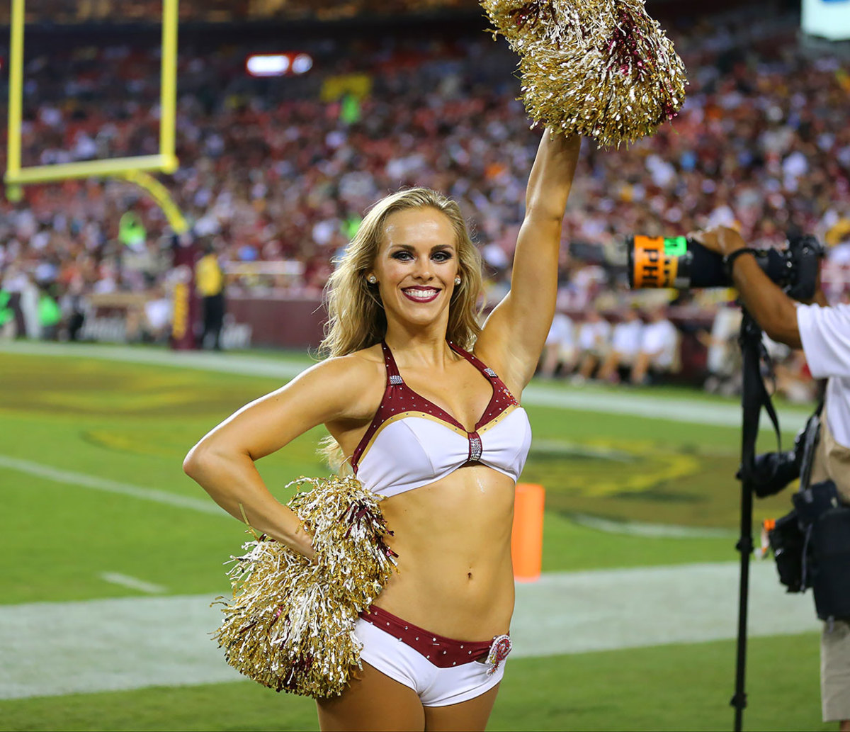 Washington-Redskins-cheerleaders-BEA_7207A.jpg