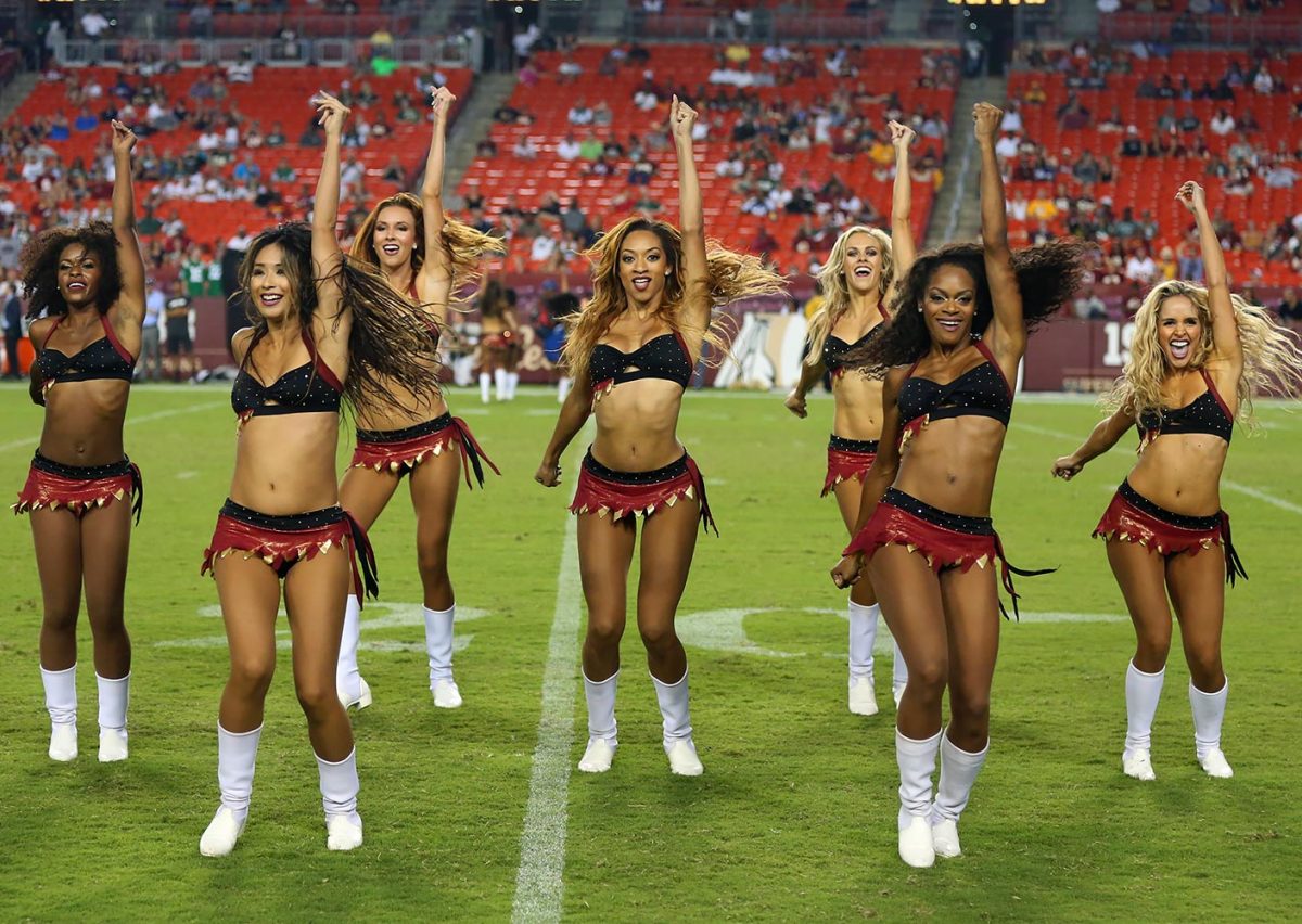Washington-Redskins-cheerleaders-BEA_9774A.jpg