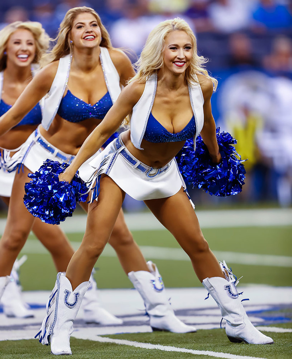 Indianapolis-Colts-cheerleaders-GettyImages-594348604_master.jpg