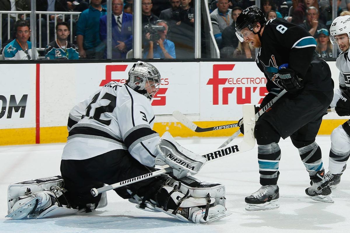 Kings-Jonathan-Quick-Sharks-Joe-Pavelski.jpg