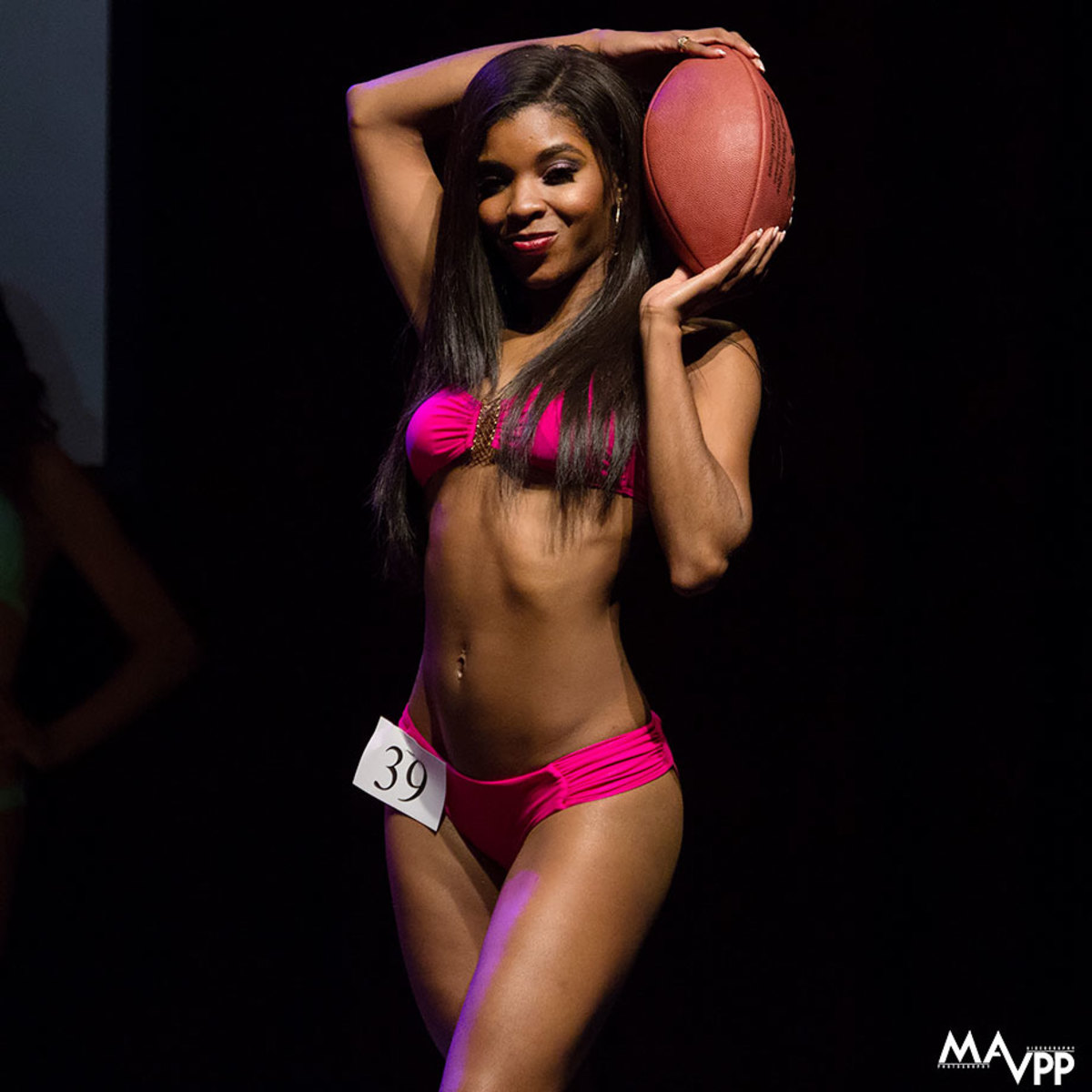 Washington-Redskins-cheerleader-auditions-Q11A5968.jpg