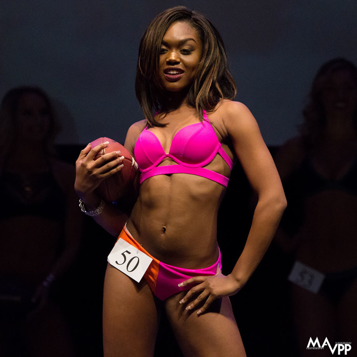 Washington-Redskins-cheerleader-auditions-Q11A6159.jpg
