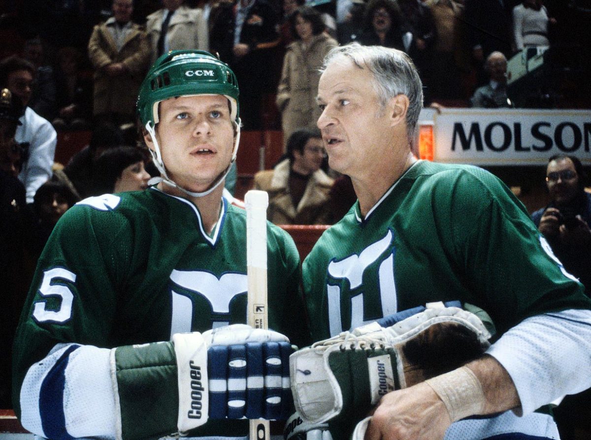 Hartford-Whalers-Mark-Gordie-Howe.jpg