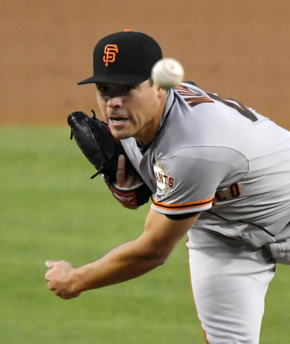 San Francisco Giants starting pitcher Matt Moore throws during the first inning of a baseball game against the Los Angeles Dodgers, Thursday, Aug. 25, 2016, in Los Angeles. (AP Photo/Mark J. Terrill)
