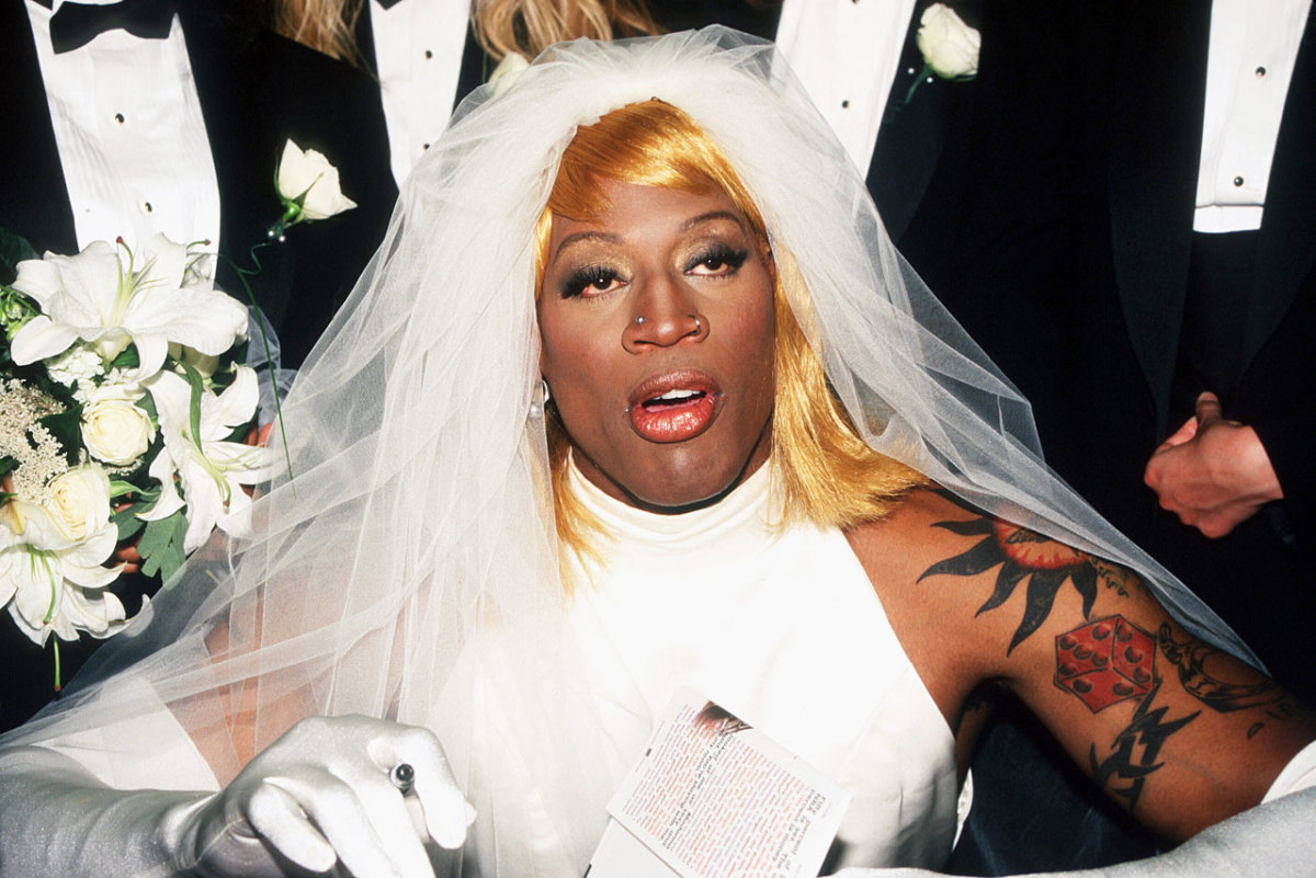 1996-0821-Dennis-Rodman-wedding-dress.jpg