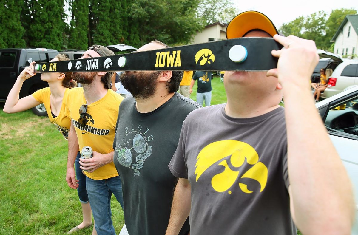 Iowa-fans-SI530_TK1_00045.jpg
