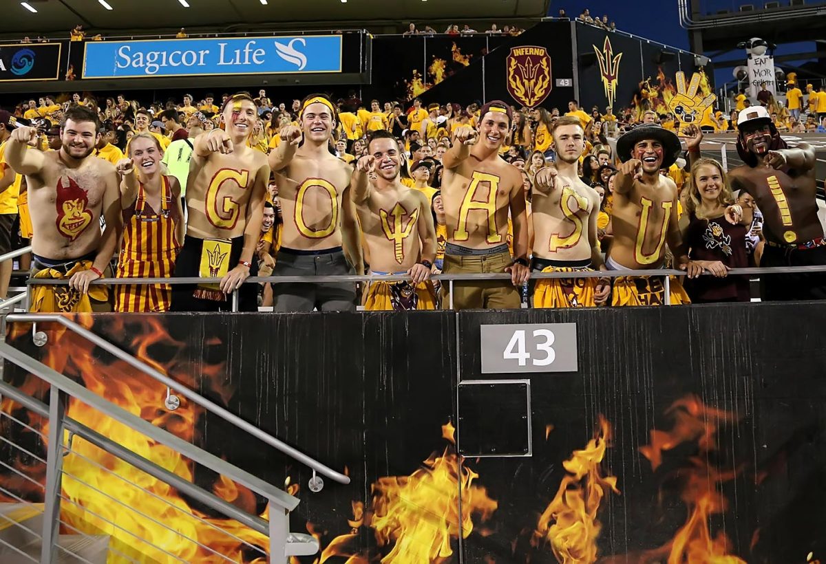 Arizona_State_Superfans-ZYP_4732.jpg