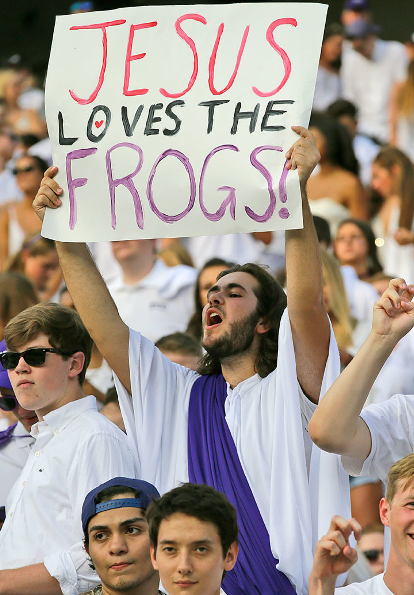 TCU-fan-9237a38e303f45edb5c354fb5530151c-0.jpg
