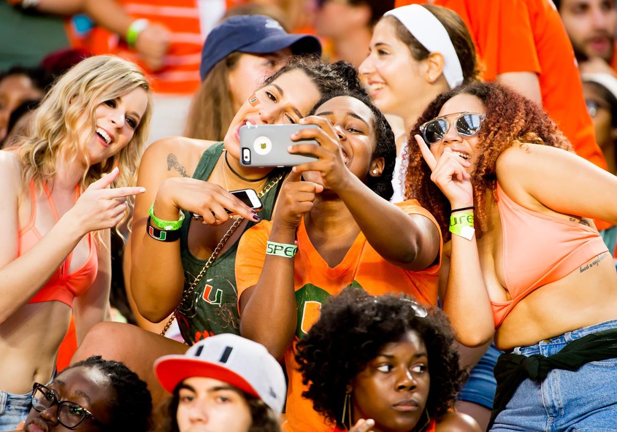 Miami-fans-79620160903105_FL_AandM_vs_-UM.jpg