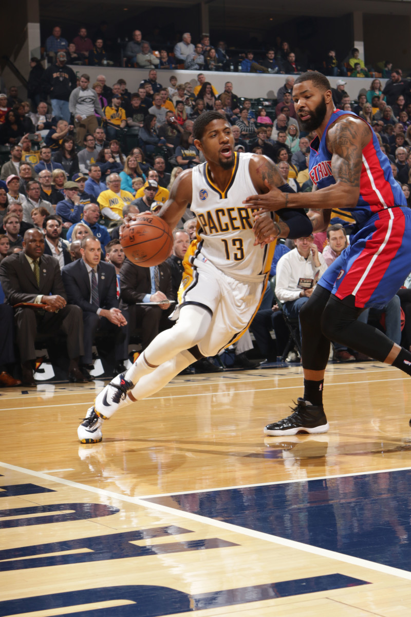 scores 32 to lead Pacers to a 9482 win over Pistons Sports