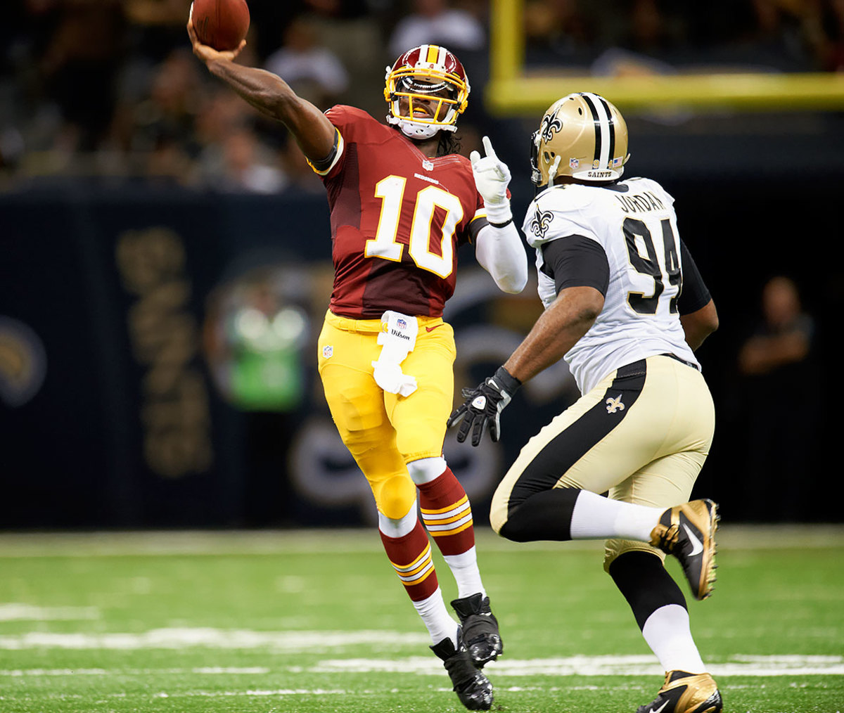 2012-0909-Robert-Griffin-III-debut-op5n-3076.jpg