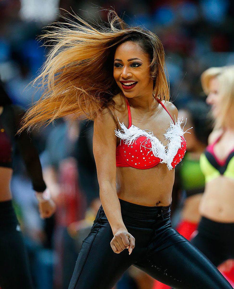 Atlanta-Hawks-Cheerleaders-1121d846959b42efb5b958ef020cdd8e-0.jpg