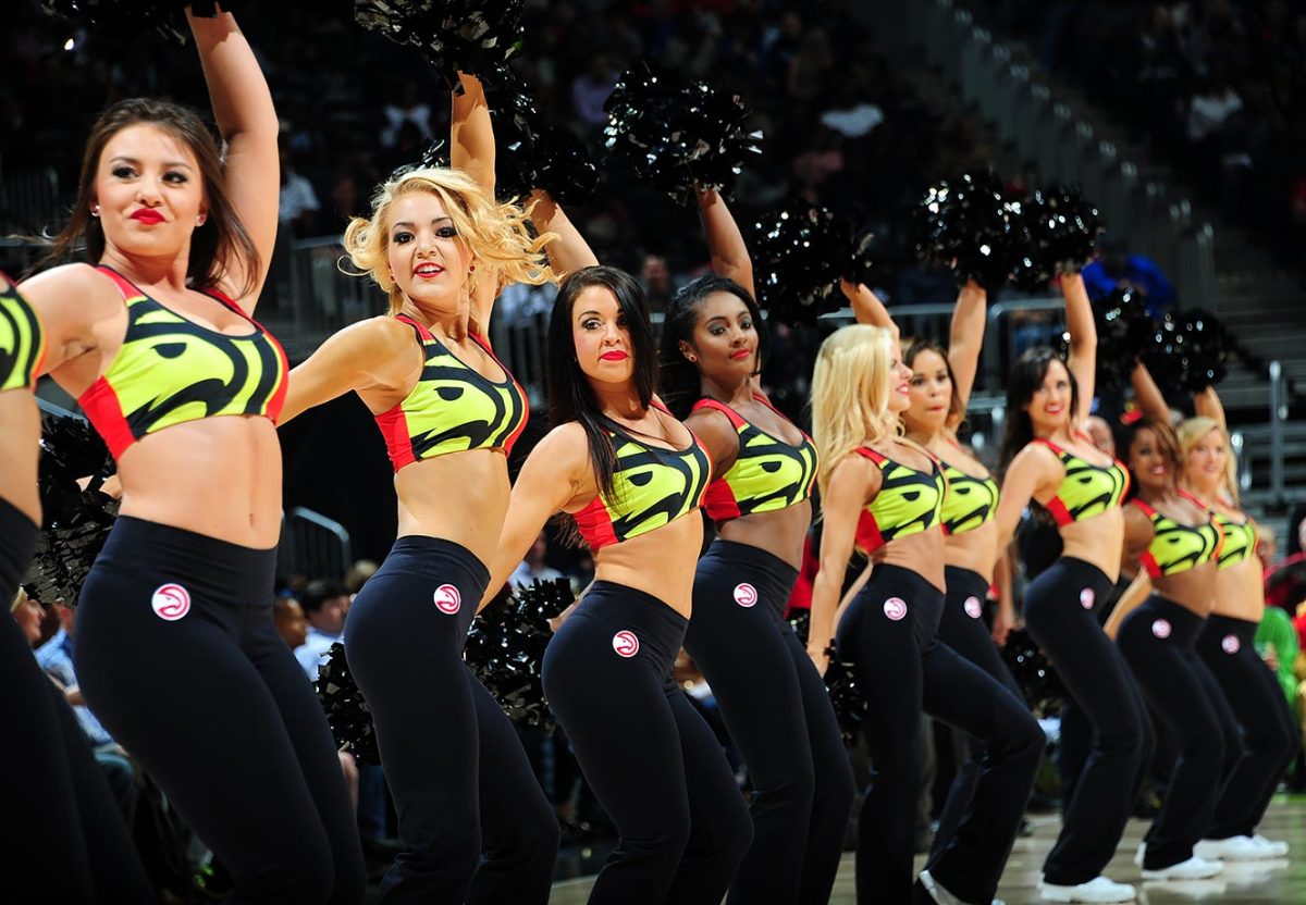 Atlanta-Hawks-Cheerleaders-495015968.jpg