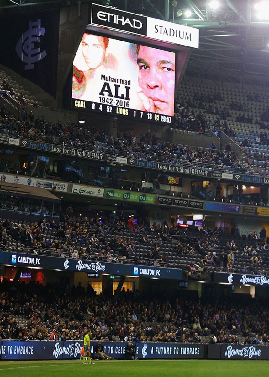 Carlton-Blues-Brisbane-Lions-honor-Muhammad-Ali.jpg