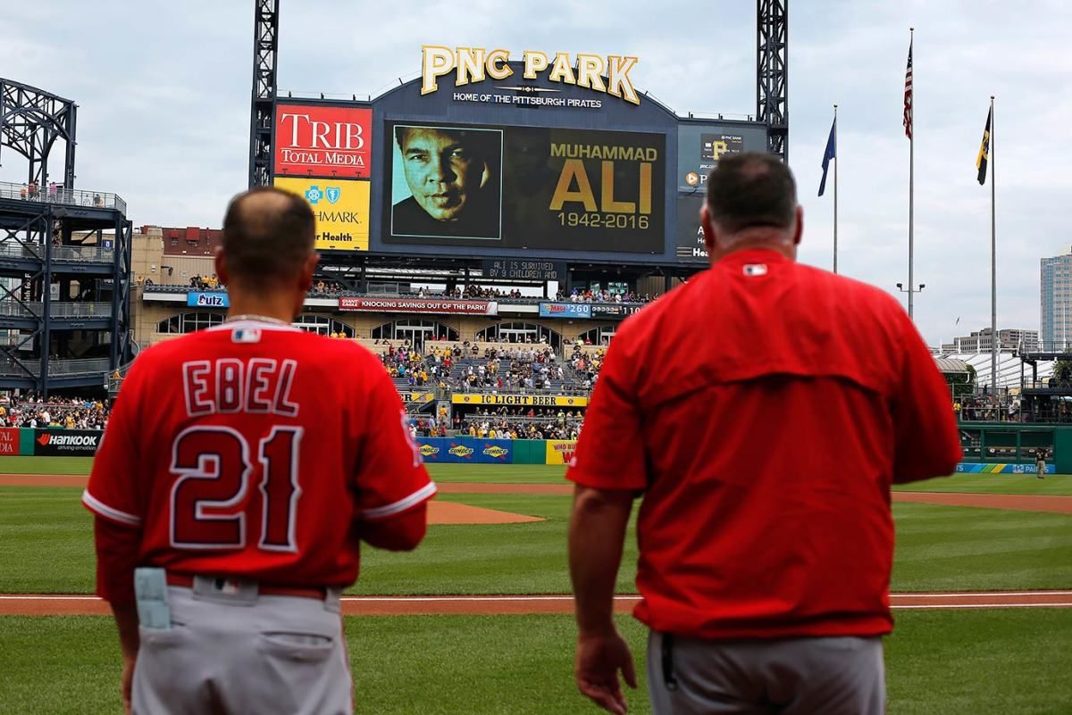 Pittsburgh-Pirates-Los-Angeles-Angels-Dino-Ebel-Mike-Scioscia-honor-Muhammad-Ali.jpg