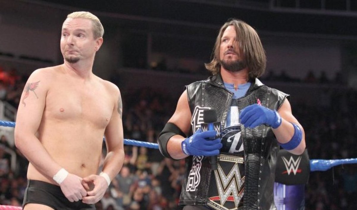 James Ellsworth_courtesy WWE.jpg