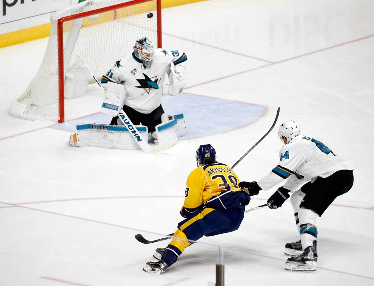 Viktor-Arvidsson-game-winner-nashville.jpg