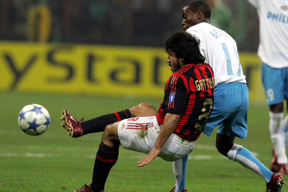 DaMarcus-Beasley-PSV-Gattuso-2005.jpg