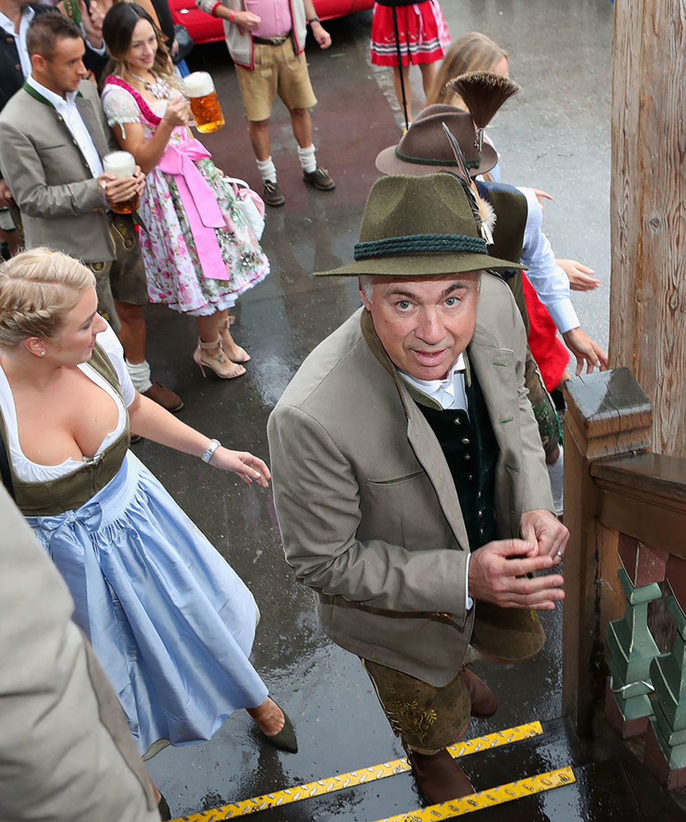 2016-Bayern-Munich-Oktoberfest-Carlo-Ancelotti-611946660.jpg