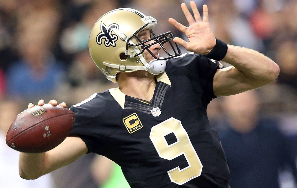 Drew Brees’ 60,903 career passing yards is fourth on the all-time list, behind Manning (71,940), Favre (71,838) and Marino (61,361).