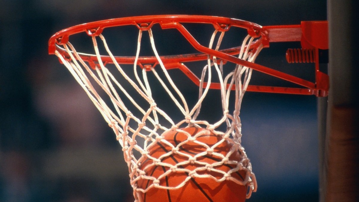 Game ends with behindthebackboard buzzer beater Sports Illustrated