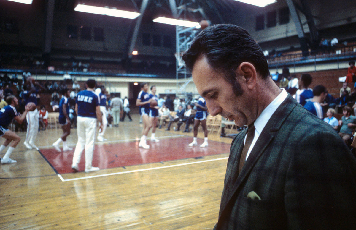 1969-0929-Bob-Cousy-001312730.jpg