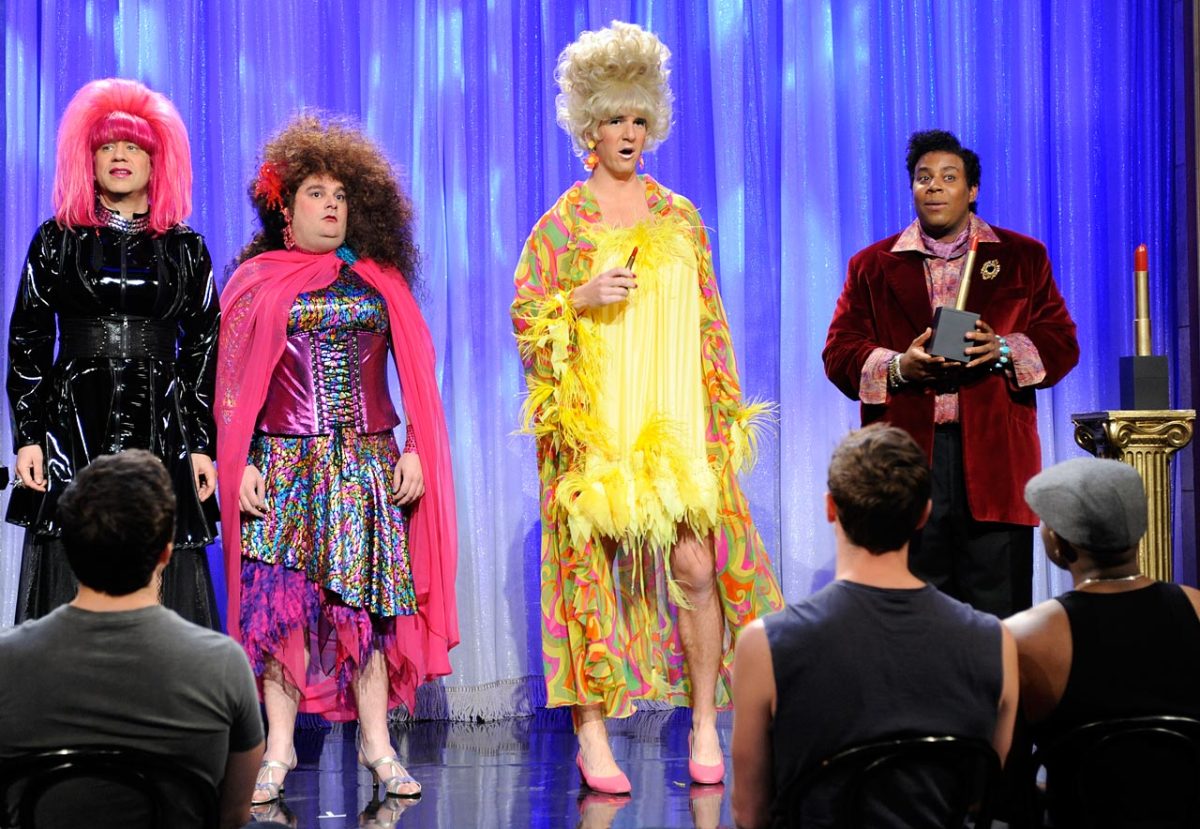 2012-Eli-Manning-Fred-Armisen-Bobby-Moynihan-Kenan-Thompson-SNL.jpg