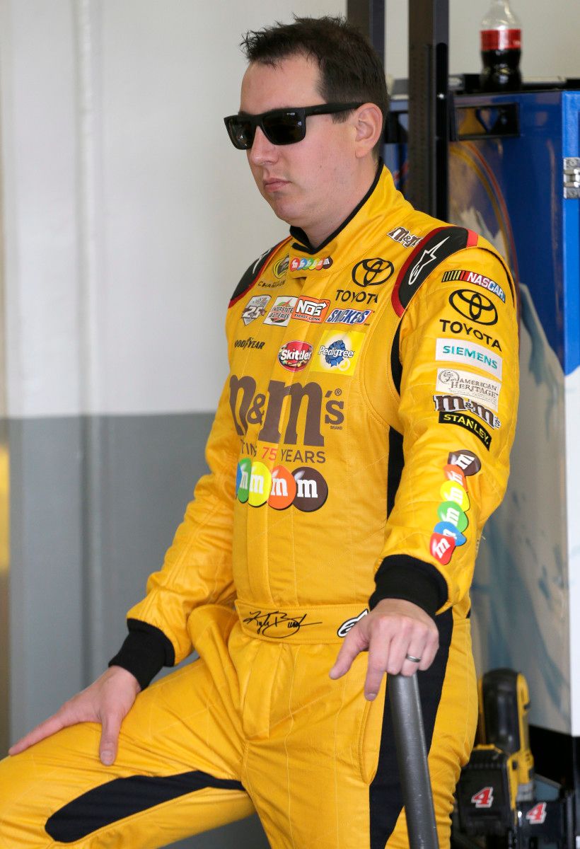 Kyle Busch tops brother Kurt to win pole in Atlanta - Sports Illustrated