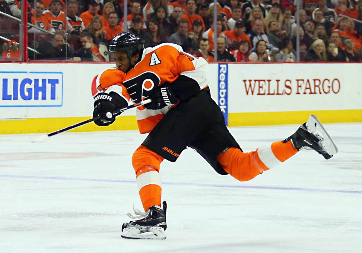 Wayne-Simmonds-Bruce-Bennett.jpg