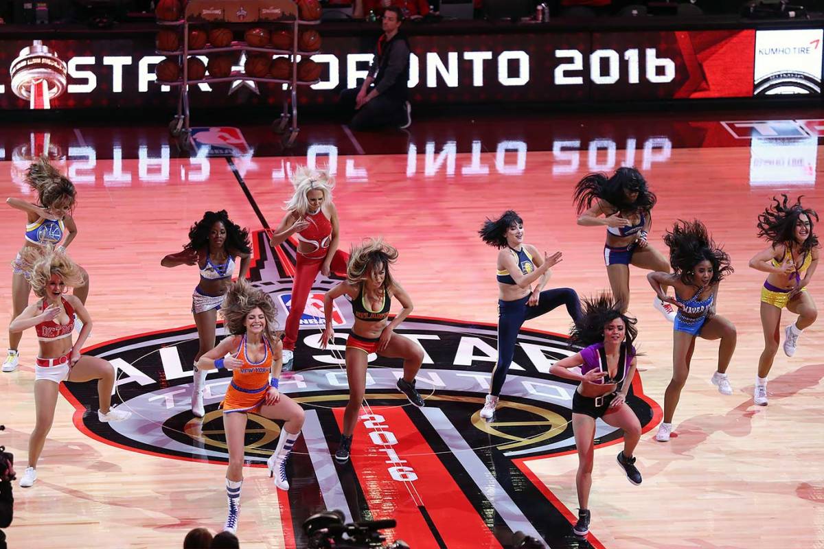 NBA-All-Star-Weekend-Dancers-510281842.jpg