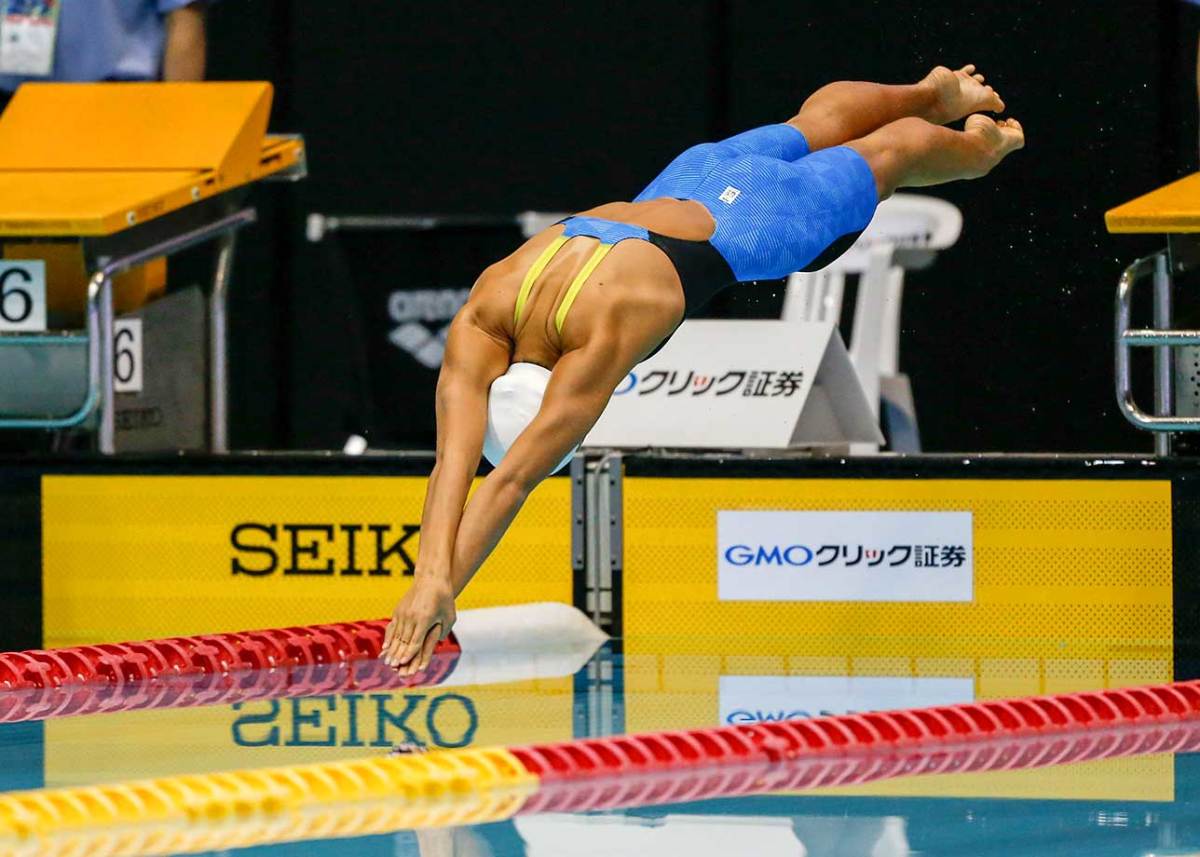 The Day In Sports April 10-520215414_master.jpg