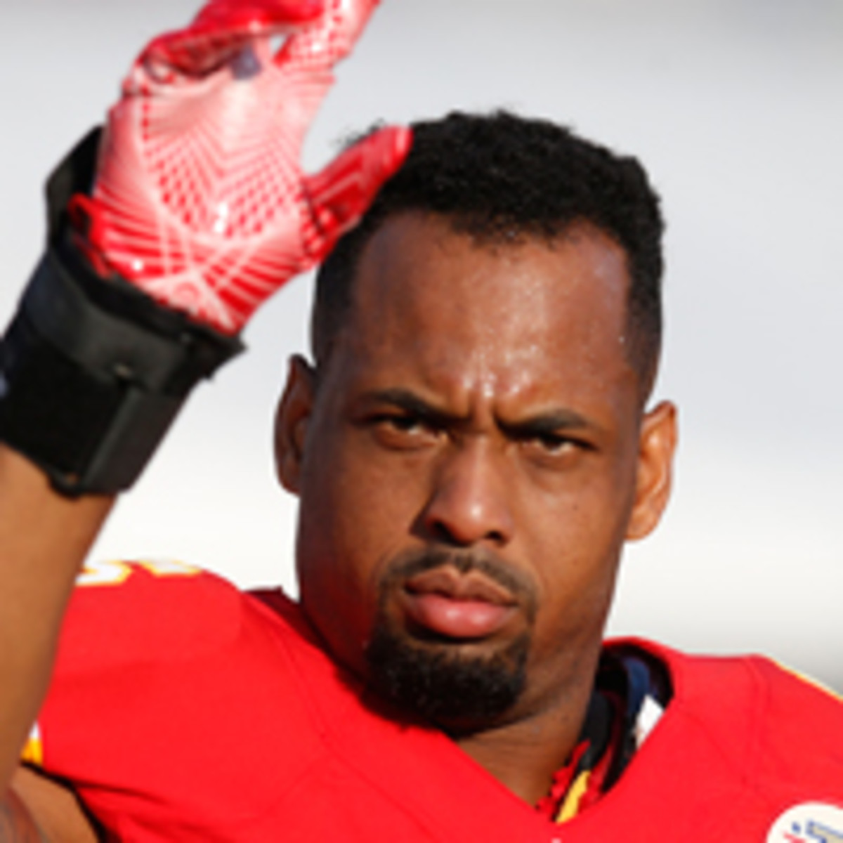 16-200-kansas-city-derrick-johnson.jpg
