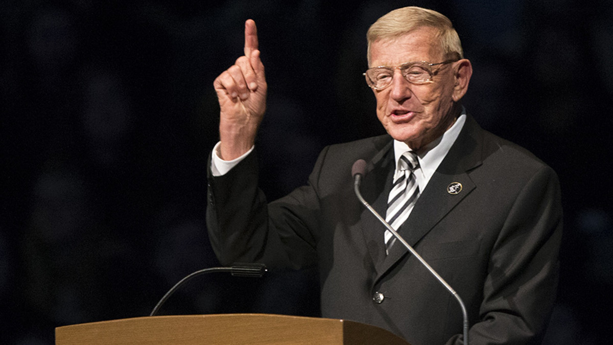 lou-holtz-immigrants-quotes-comments-rnc.jpg