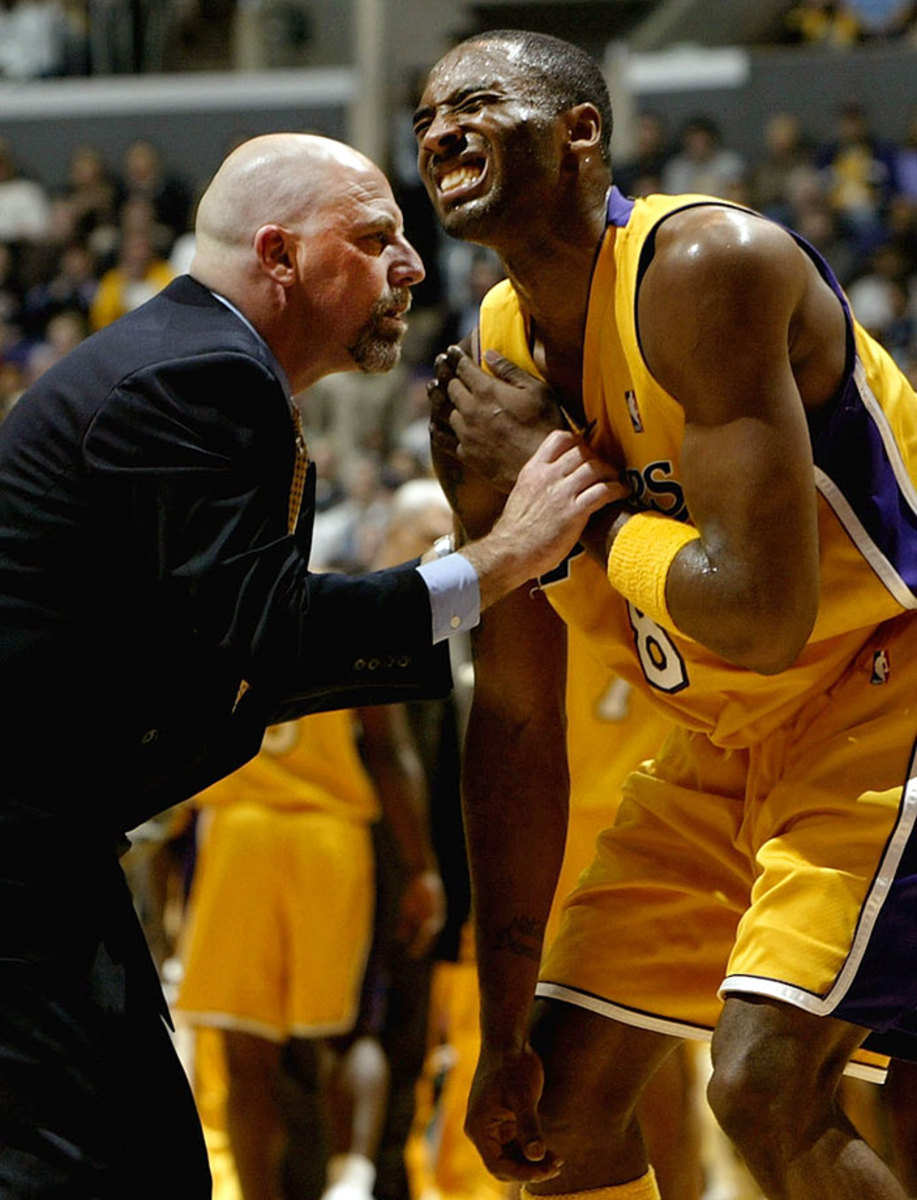 2004-0112-Gary-Vitti-Kobe-Bryant.jpg