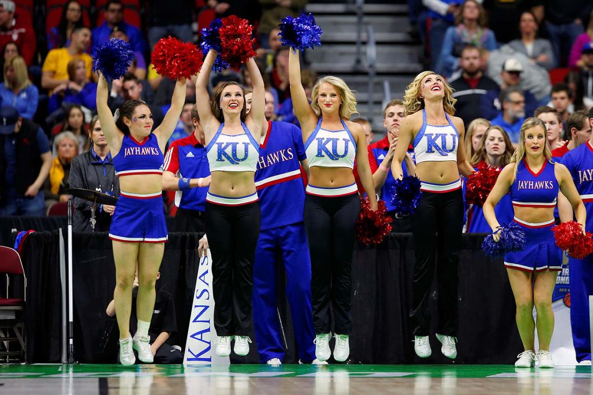 Kansas-cheerleaders-SI-269_TK1_02.jpg