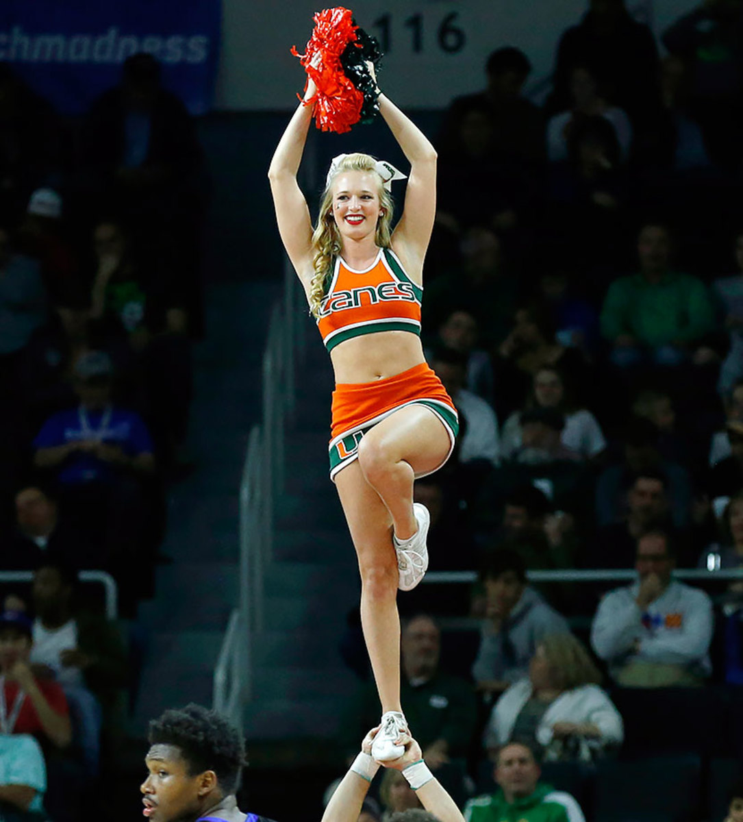 Miami-cheerleaders-482160317179_MIAMI_V_BUFFALO.jpg