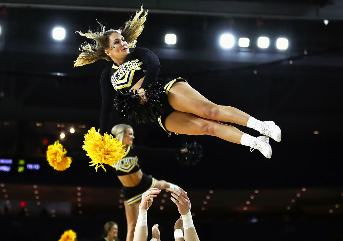 Wichita-State-cheerleaders-516534808.jpg