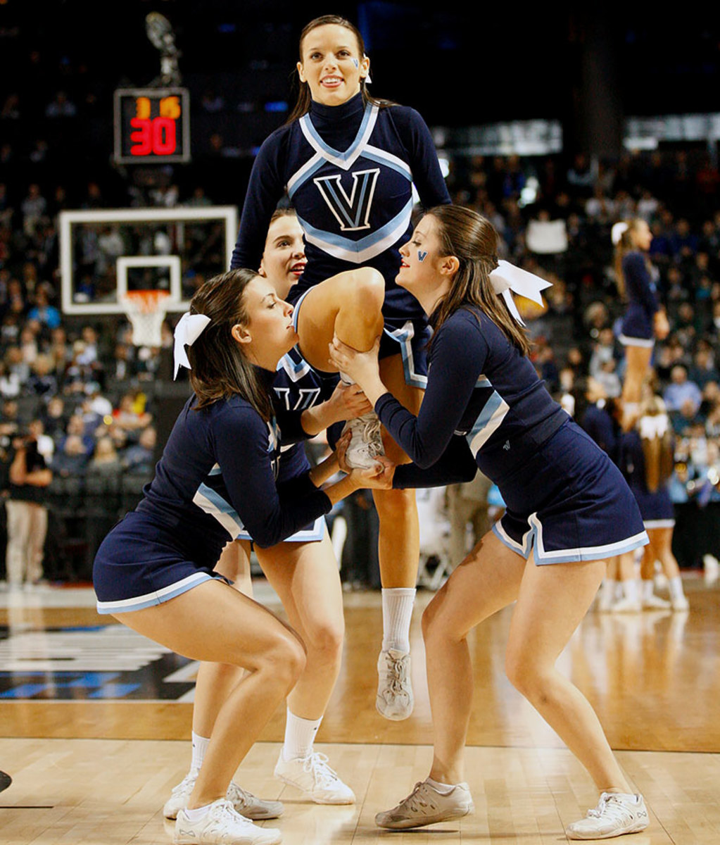 Villanova-cheerleaders-SI252_TK1_00060.jpg