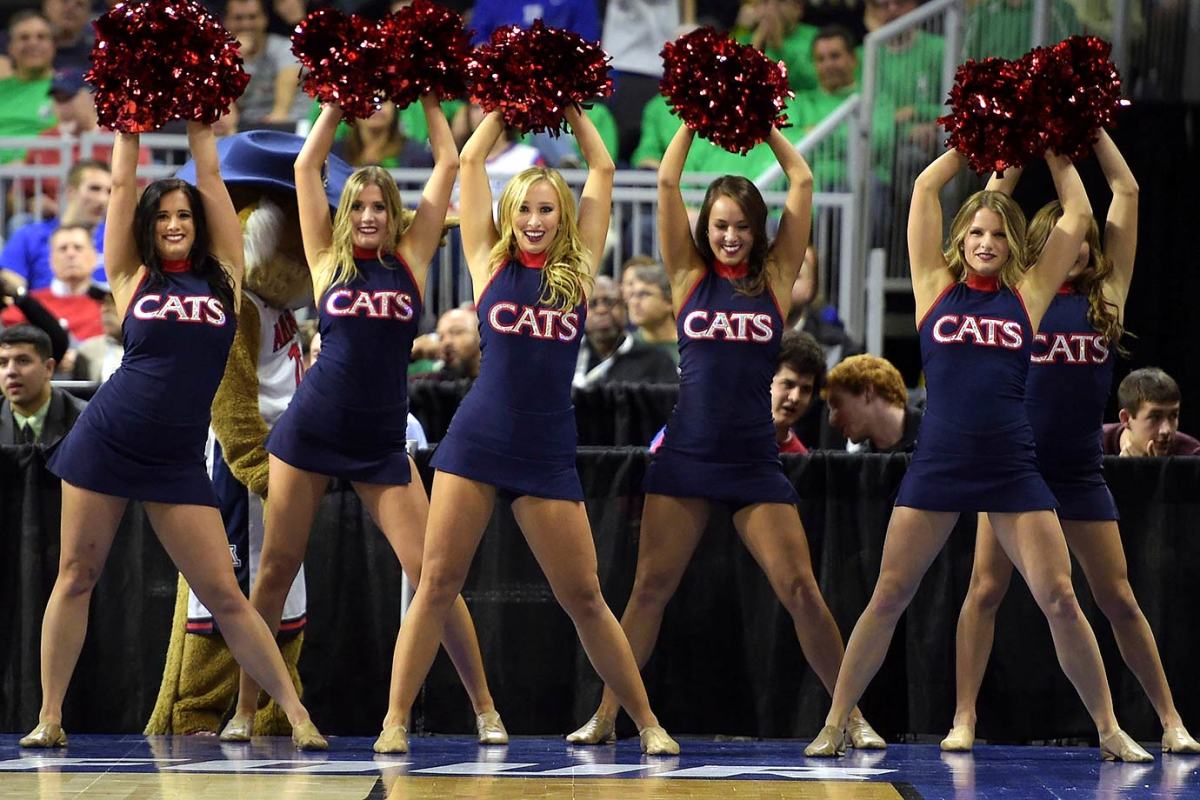 Arizona-cheerleaders-516268026.jpg